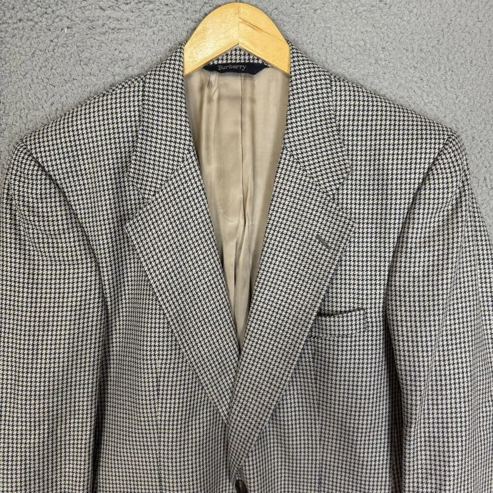 Burberry’s VTG 100% Wool Blazer Jacket Sport Coat Men's 40 Grey Herringbone‎ USA